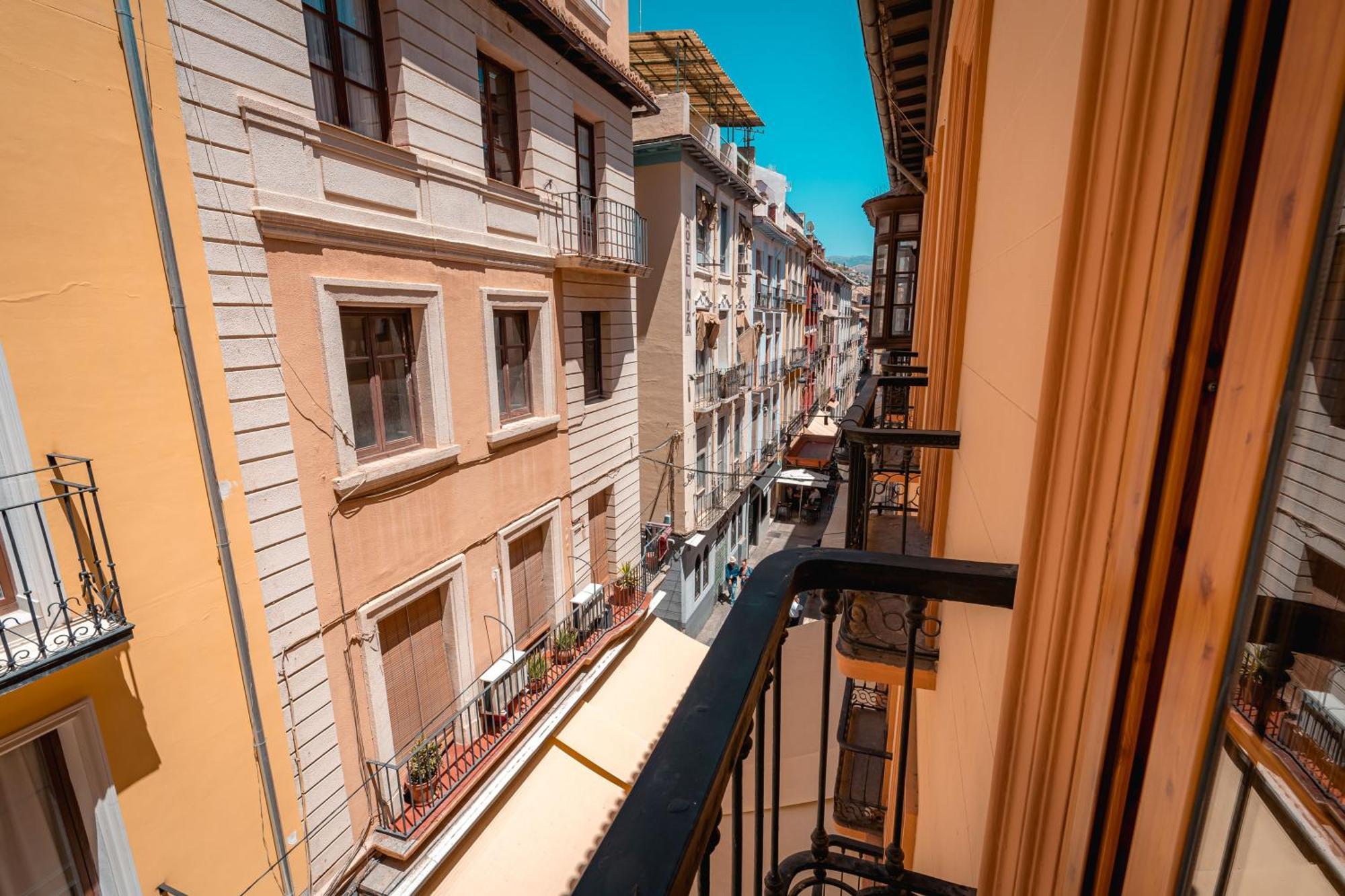 Qh Ayuntamiento Apartment Granada Exterior photo